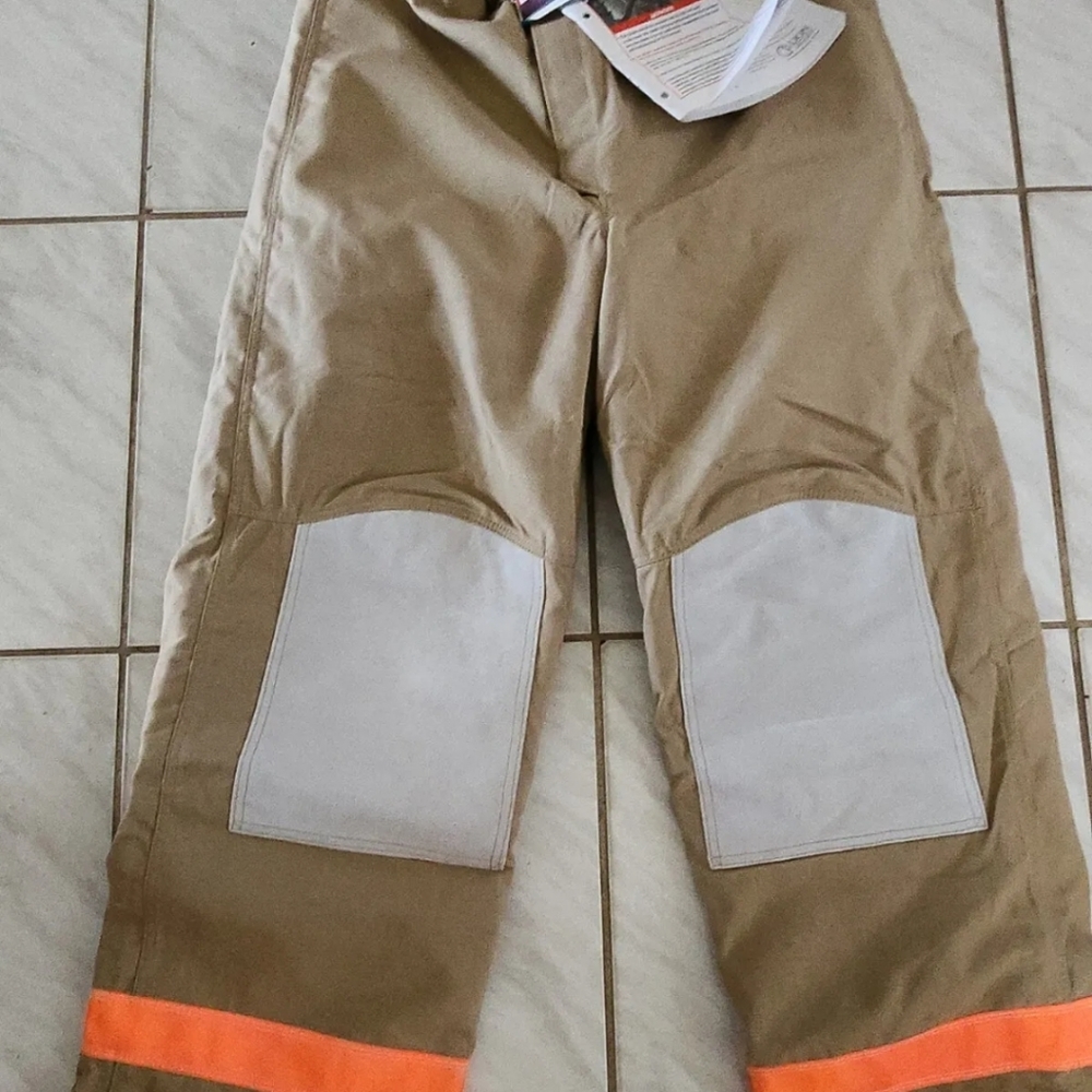 lion apparel Janesville 42xl